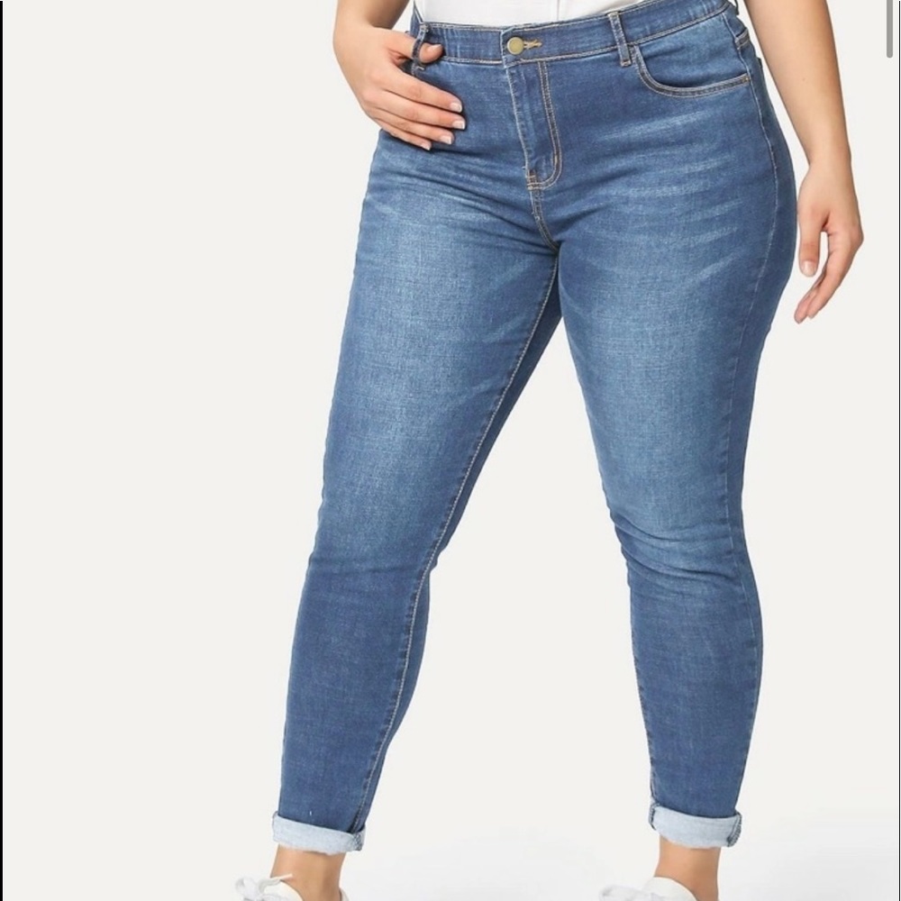Comfy high waisted jeans